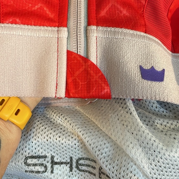 NWT- She Fit Ultimate Sports Bra - Picture 4 of 5